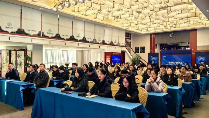 管理学院研究生走进融创立方产业加速器（甘肃）有限公司开展实践教学