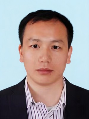 罗云中